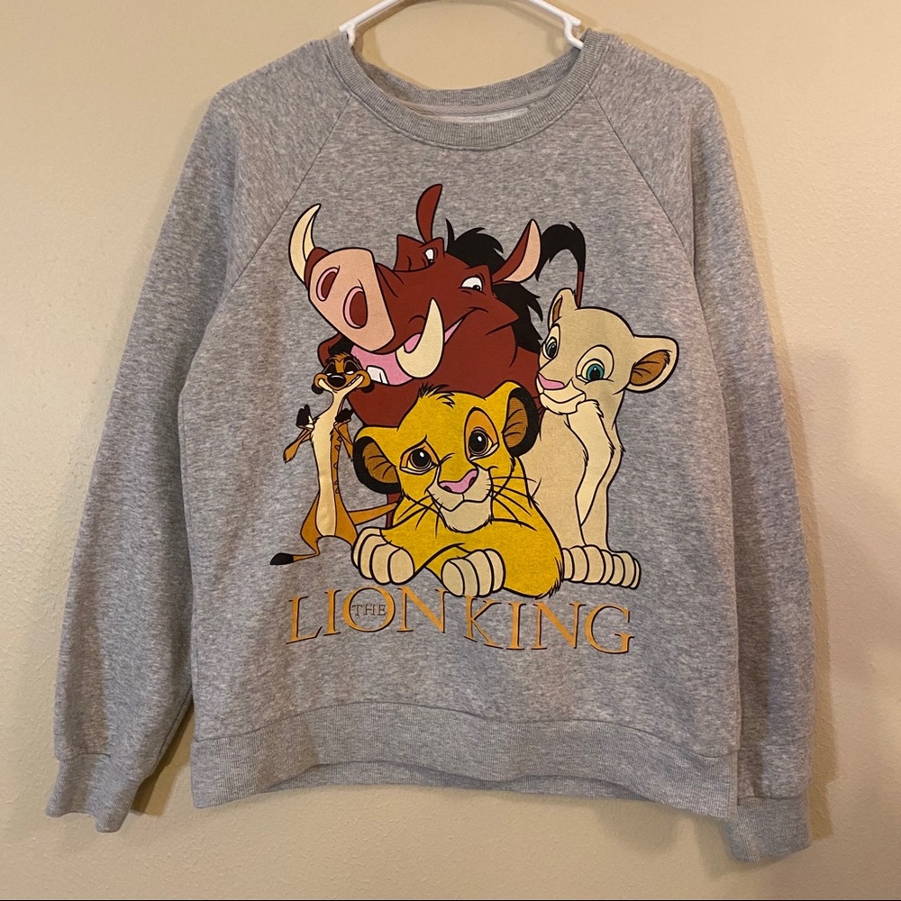 Disney Lion King Sweatshirt! ❤️🦁💛